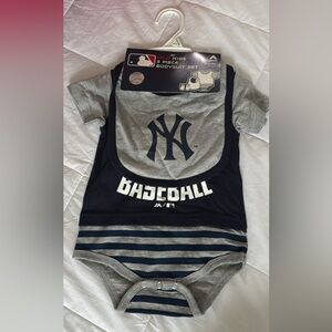 Baby Boy Size 3-6 Months MLB 3-Piece Bodysuit Set - BNWT